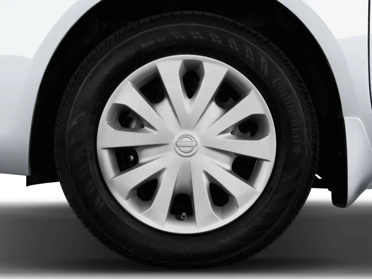 Nissan Sunny N17 Рестайлинг Седан — сүрөт 8