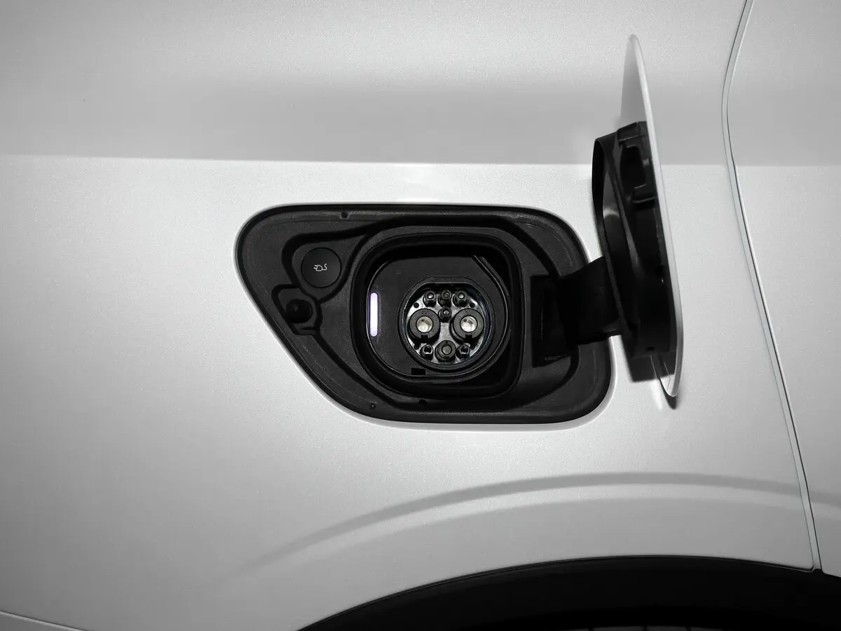 Polestar 2 I Рестайлинг Лифтбек — сүрөт 19