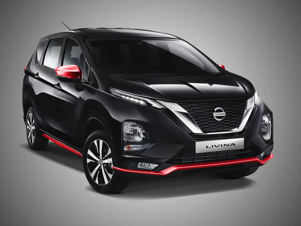 Nissan Livina II
