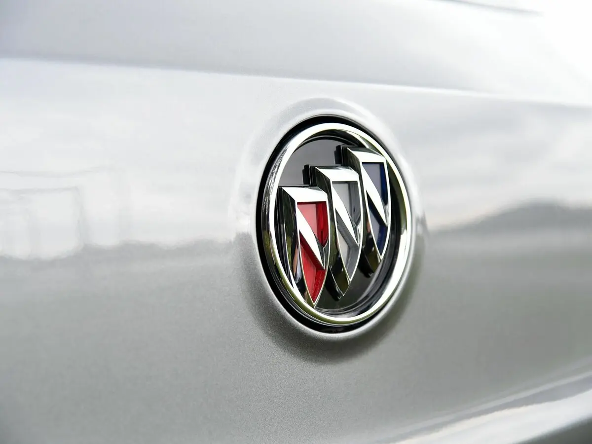 Buick Excelle III Рестайлинг Универсал 5 дв. GX — сүрөт 14