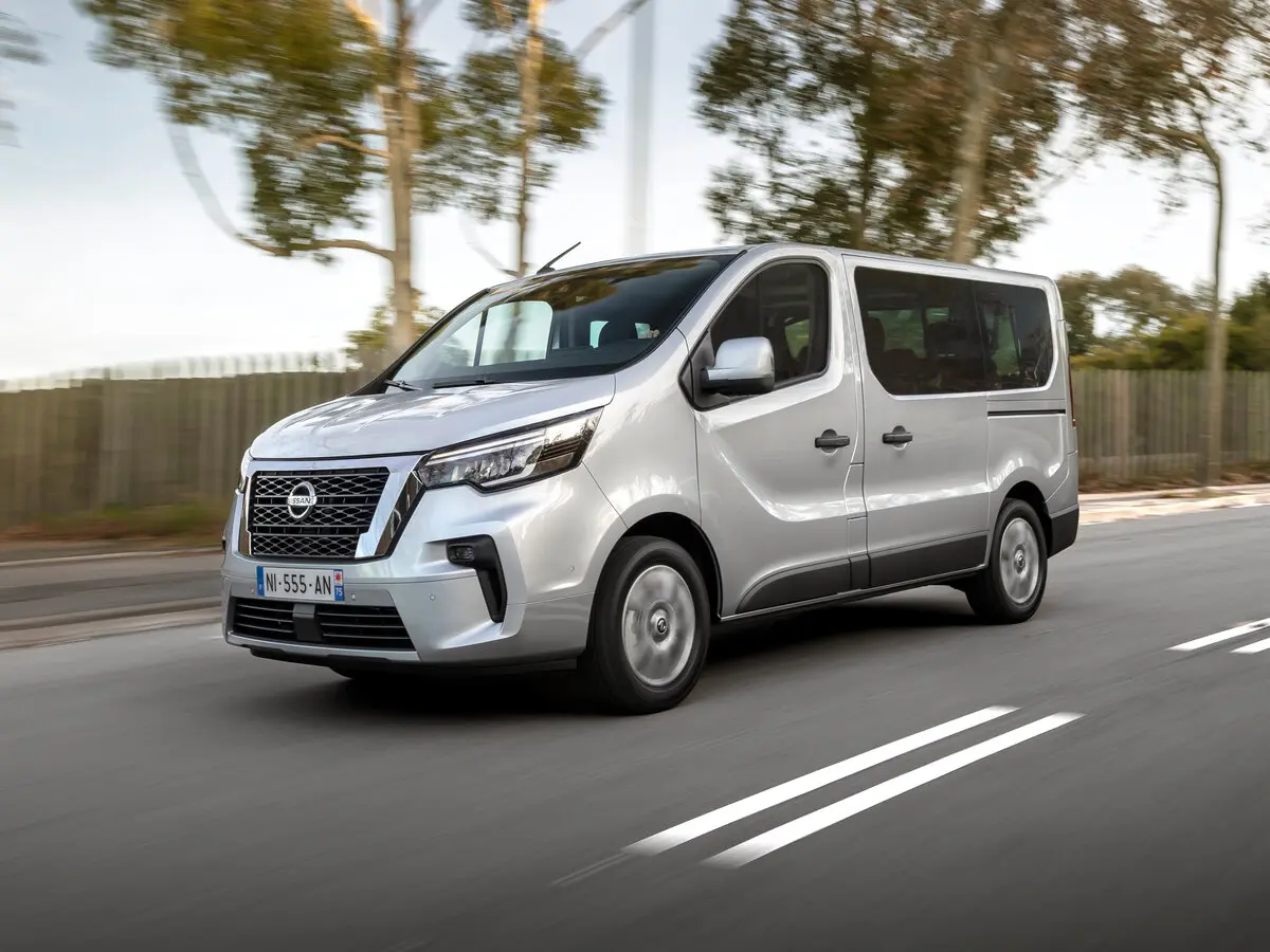 Nissan Primastar II Минивэн Combi