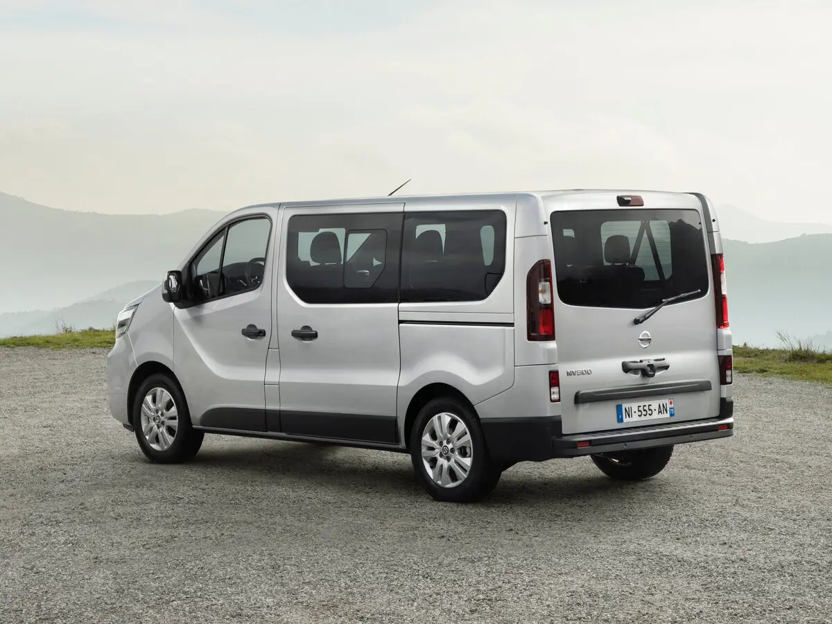 Nissan Primastar II Минивэн Combi — сүрөт 5