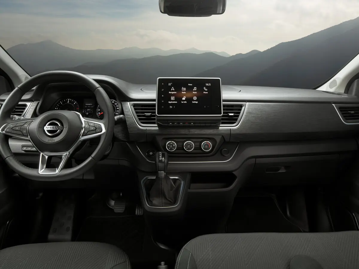 Nissan Primastar II Минивэн Combi — сүрөт 6