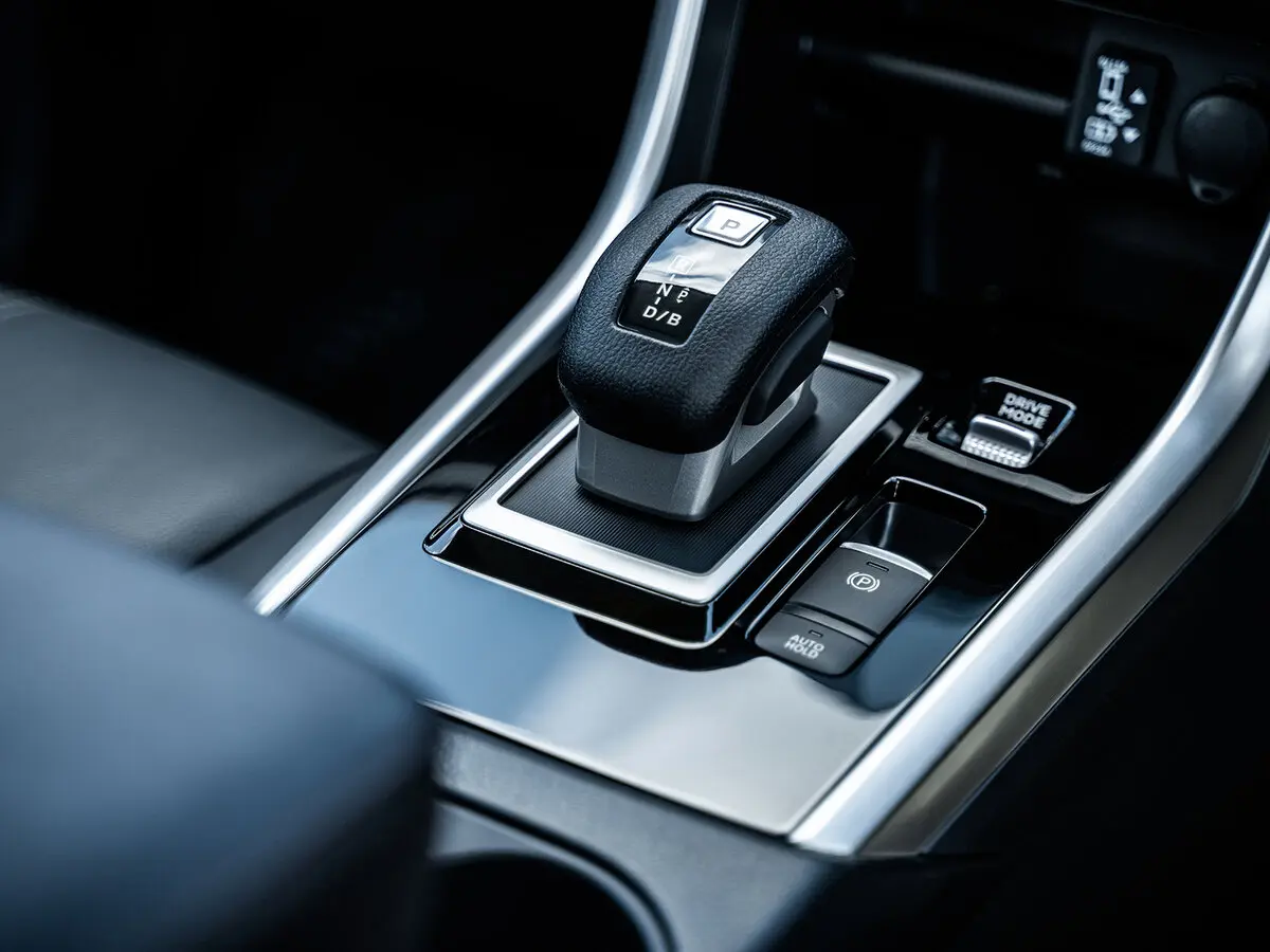 Mitsubishi Xpander I Рестайлинг Внедорожник 5 дв. — сүрөт 11