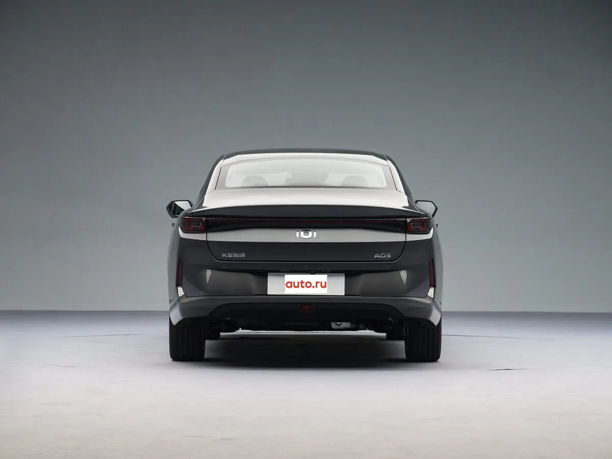 Changan Qiyuan A05 I Рестайлинг Седан — photo 4