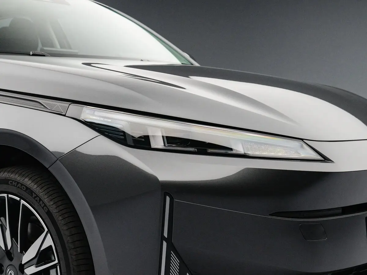 Changan Qiyuan A05 I Рестайлинг Седан — photo 16