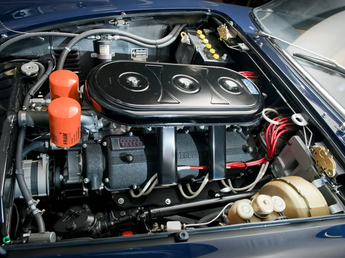 Ferrari 365 GTC 1968 – 1970 Купе — сүрөт 9