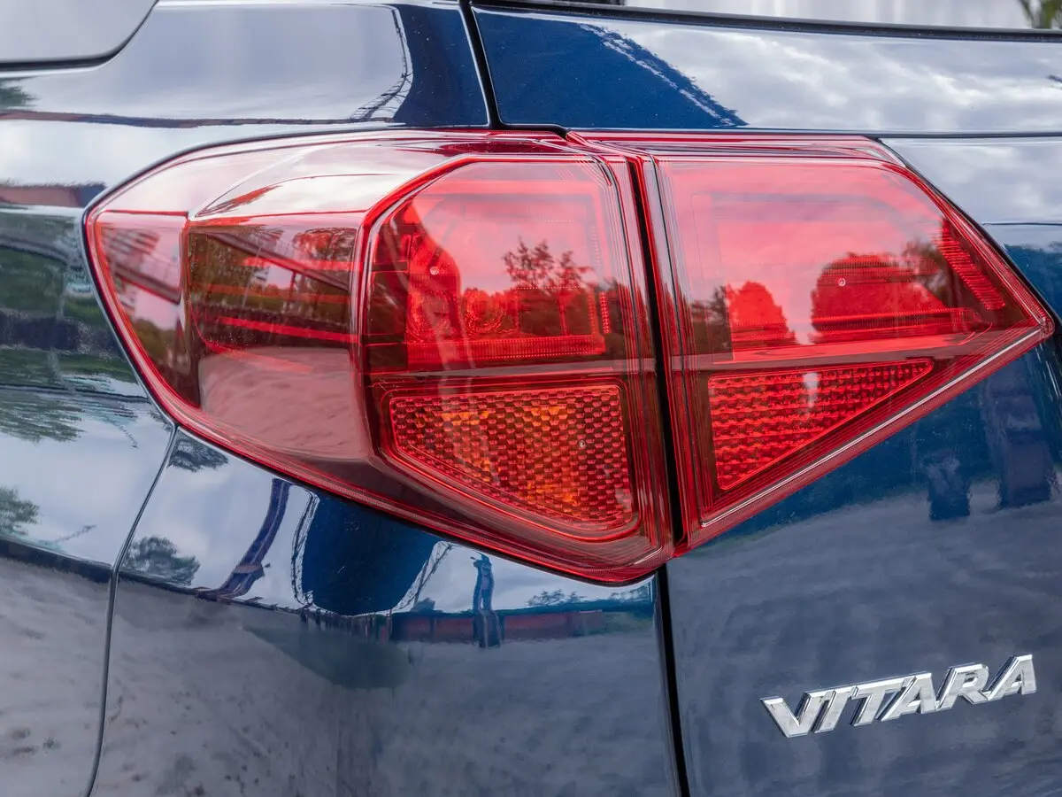 Suzuki Vitara II Рестайлинг 2 Внедорожник 5 дв. — 照片 10