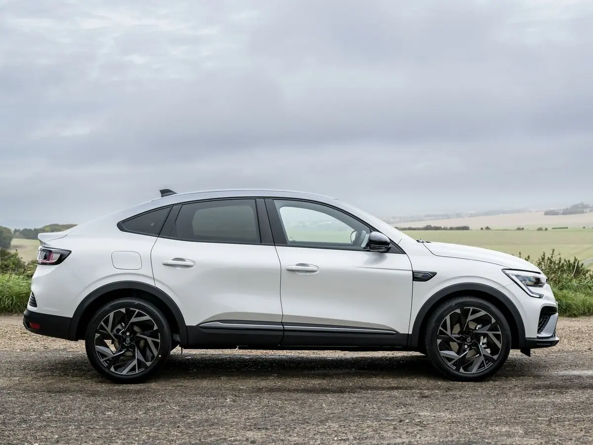 Renault Arkana I Рестайлинг Внедорожник 5 дв. — сүрөт 2