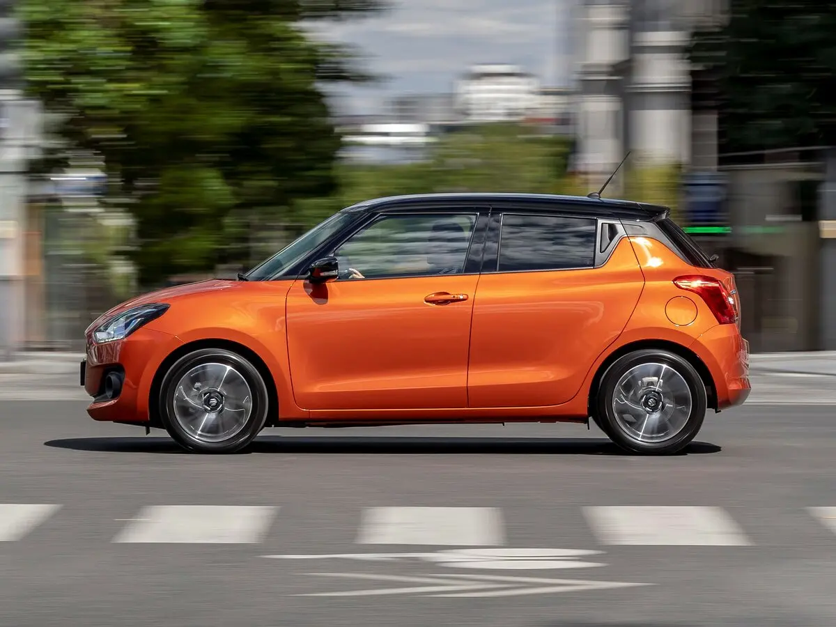 Suzuki Swift V Рестайлинг Хэтчбек 5 дв. — сүрөт 2