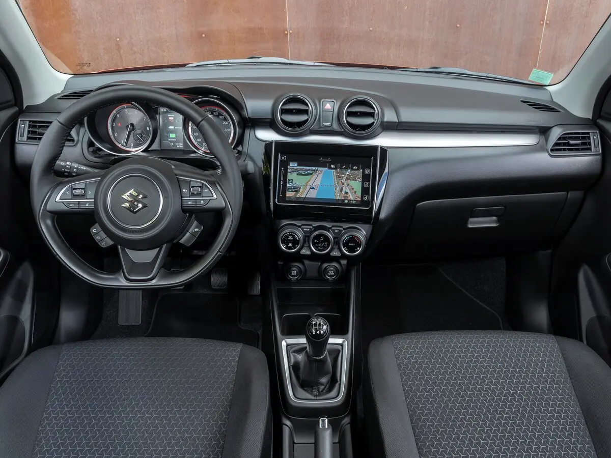 Suzuki Swift V Рестайлинг Хэтчбек 5 дв. — сүрөт 6