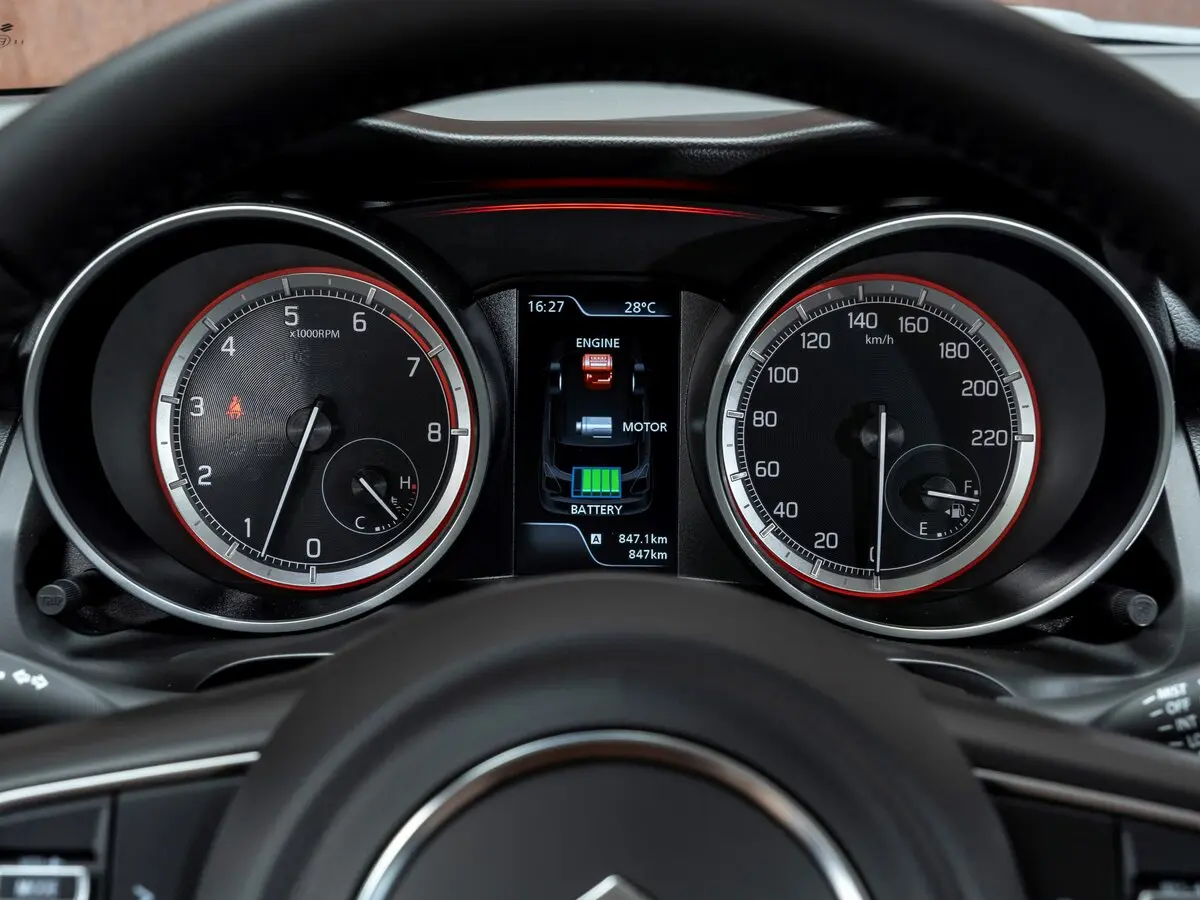 Suzuki Swift V Рестайлинг Хэтчбек 5 дв. — сүрөт 8