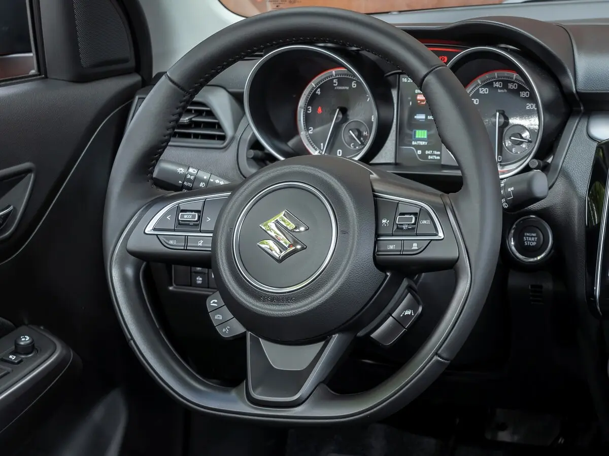 Suzuki Swift V Рестайлинг Хэтчбек 5 дв. — сүрөт 9