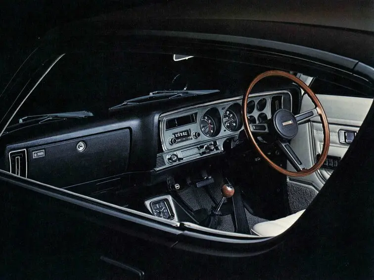 Toyota Crown IV (S60/S70) Купе-хардтоп — сүрөт 4