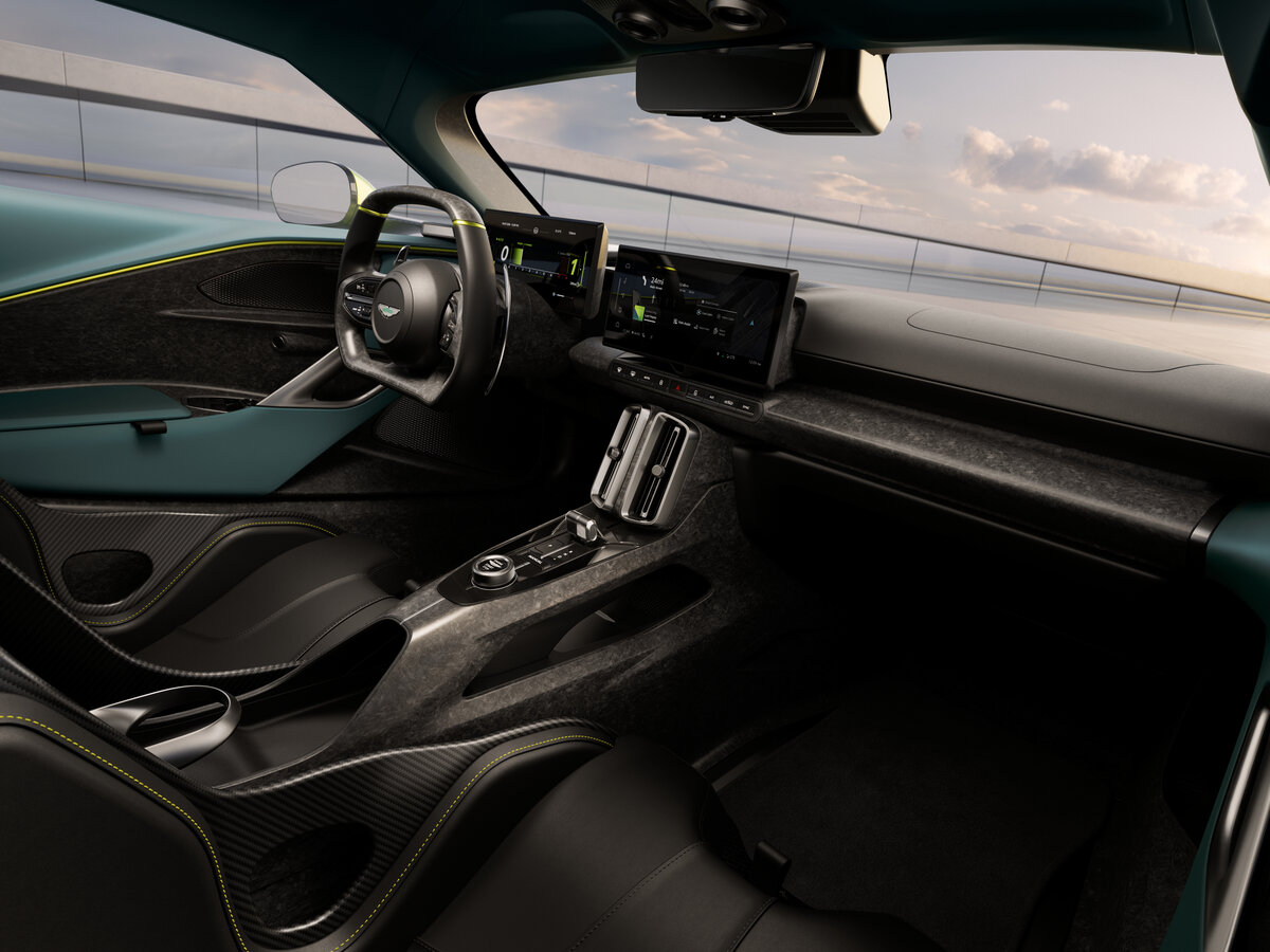 Aston Martin Valhalla 2025 – н.в. Купе — фото 7
