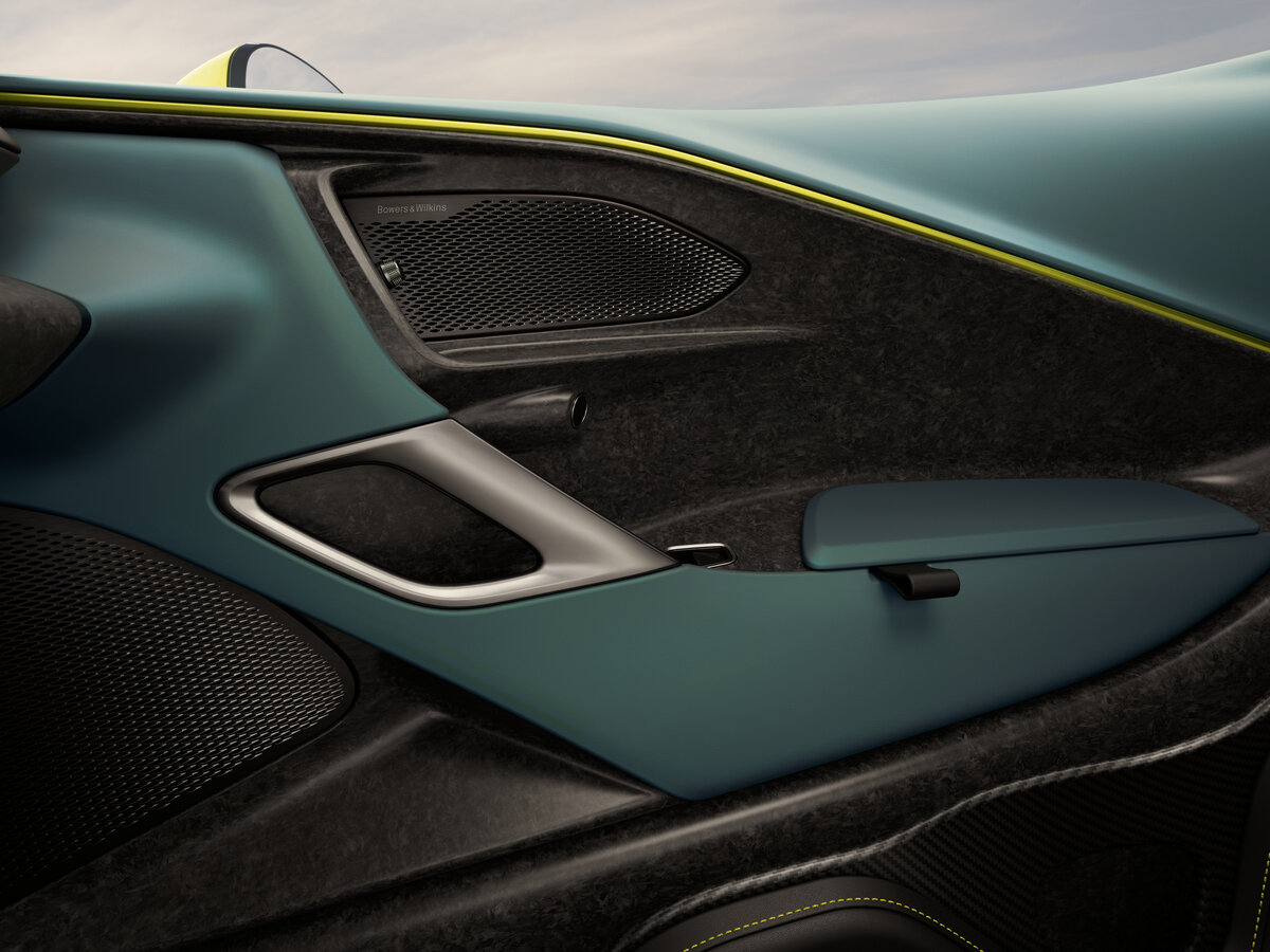 Aston Martin Valhalla 2025 – н.в. Купе — фото 9