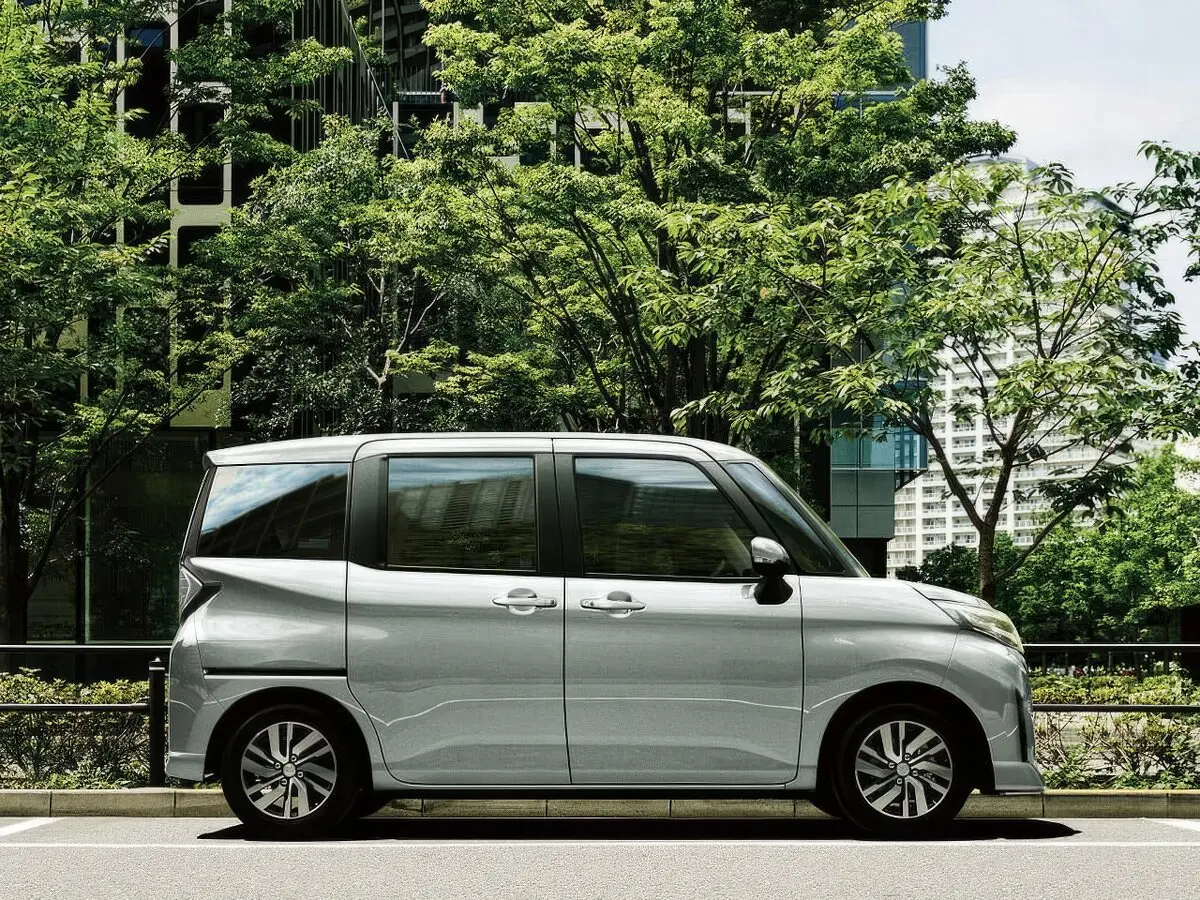 Subaru Justy V Рестайлинг Микровэн — сүрөт 2