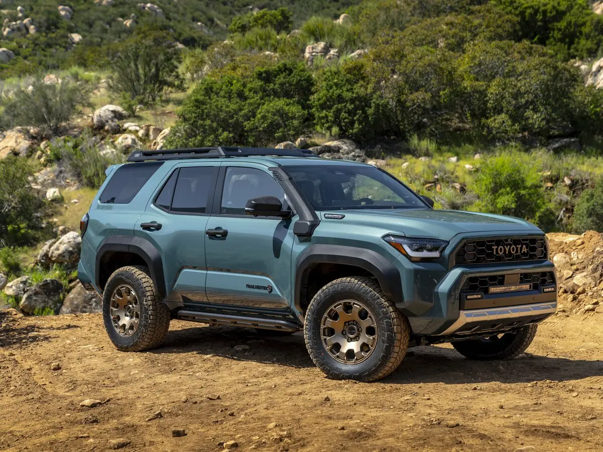 Toyota 4Runner VI Внедорожник 5 дв. — фото 2