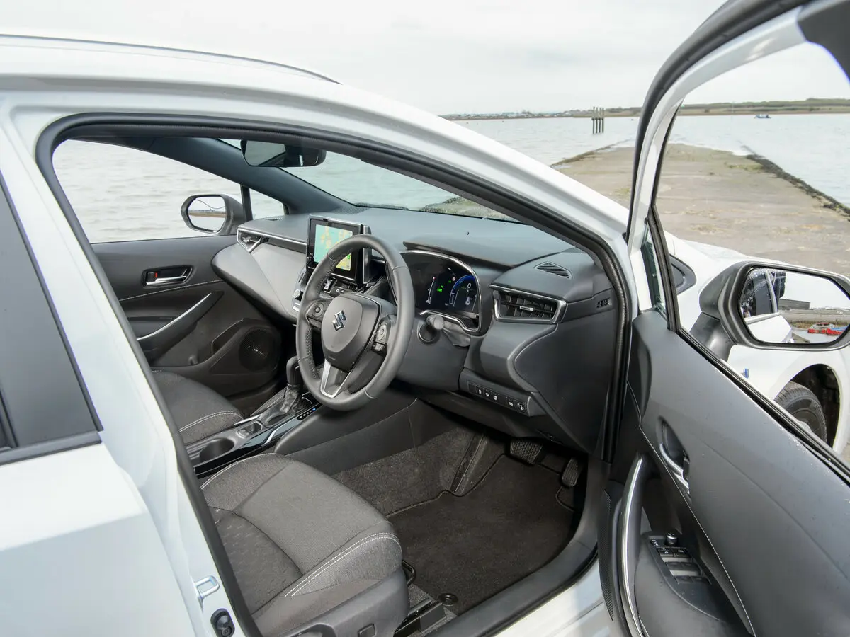 Suzuki Swace I Рестайлинг Универсал 5 дв. — сүрөт 7