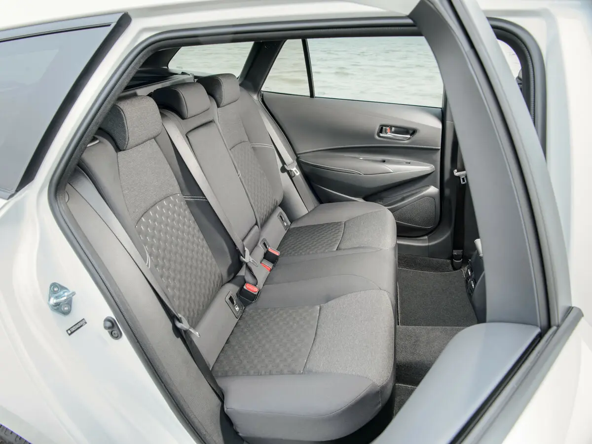 Suzuki Swace I Рестайлинг Универсал 5 дв. — сүрөт 10