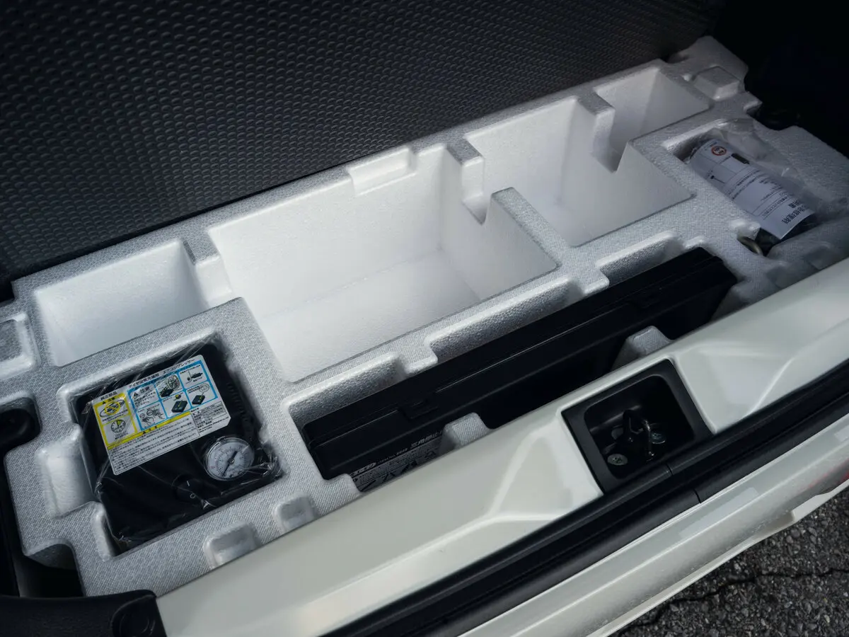 Suzuki Alto IX (HA37) Хэтчбек 5 дв. — сүрөт 13