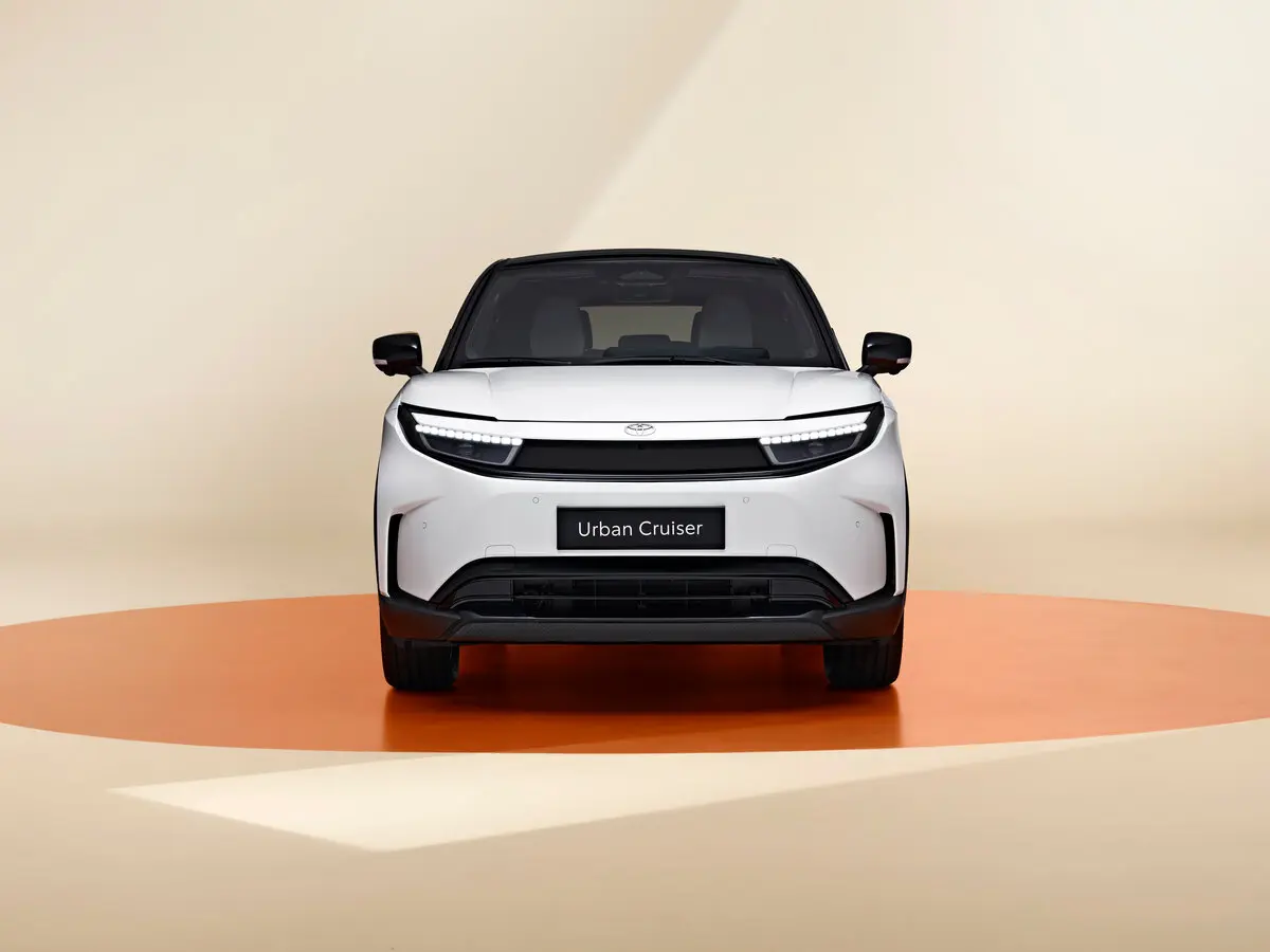 Toyota Urban Cruiser IV Внедорожник 5 дв. — фото 3