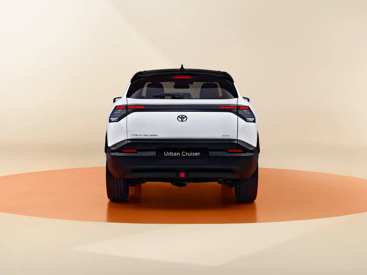 Toyota Urban Cruiser IV Внедорожник 5 дв. — фото 4