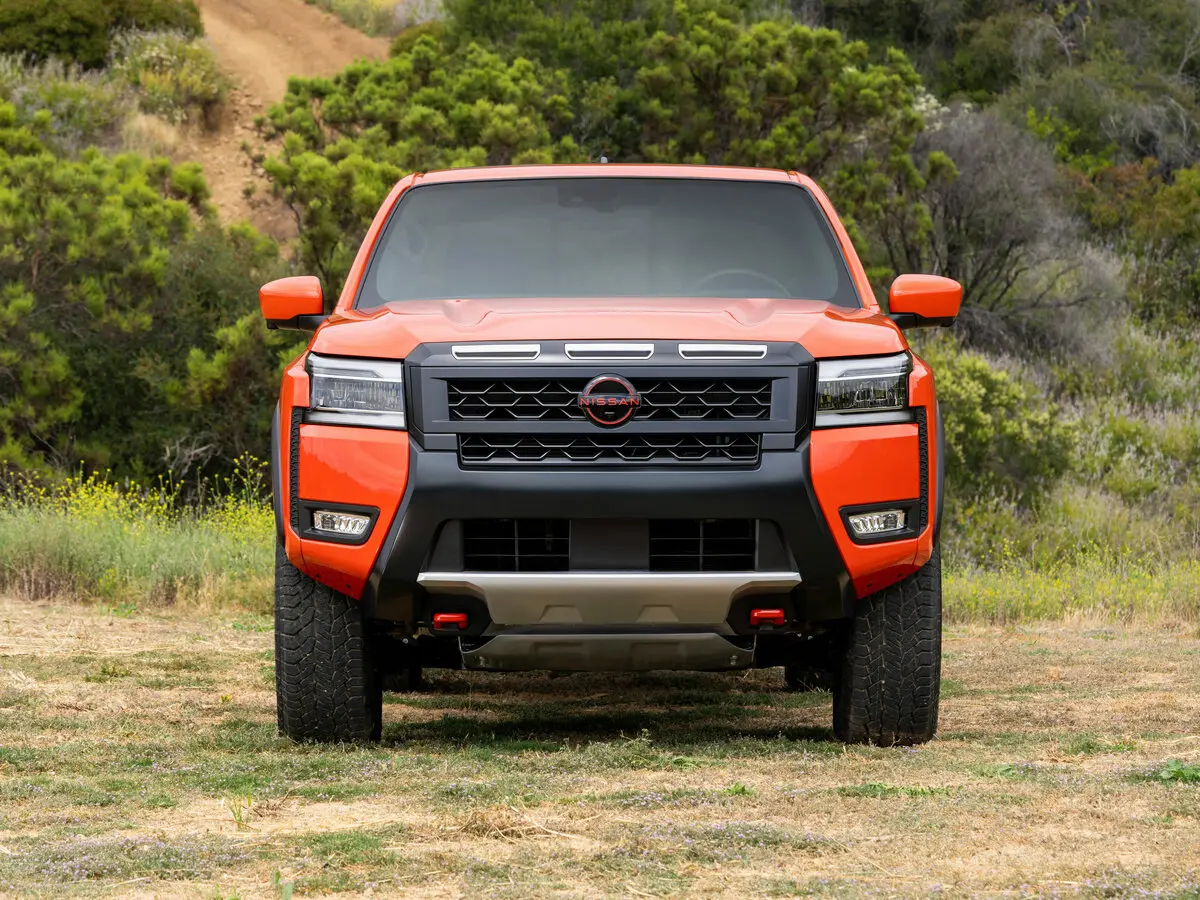 Nissan Frontier III Рестайлинг Пикап Двойная кабина Crew Cab — фото 3