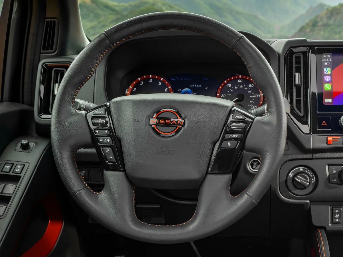Nissan Frontier III Рестайлинг Пикап Двойная кабина Crew Cab — фото 9