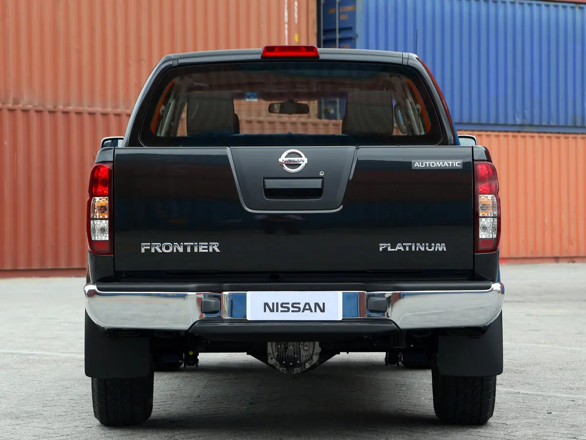 Nissan Frontier II Рестайлинг Пикап Двойная кабина Crew Cab Long — фото 3