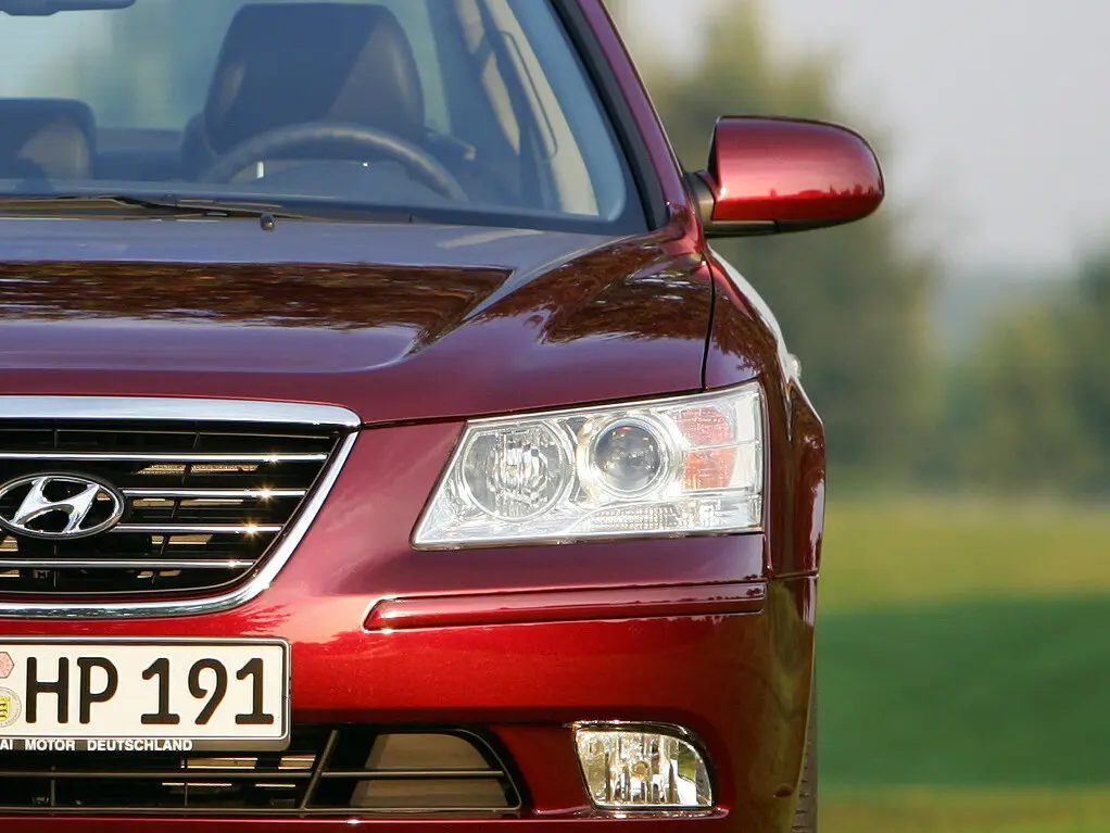 Hyundai Sonata V (NF) Рестайлинг Седан — фото 11