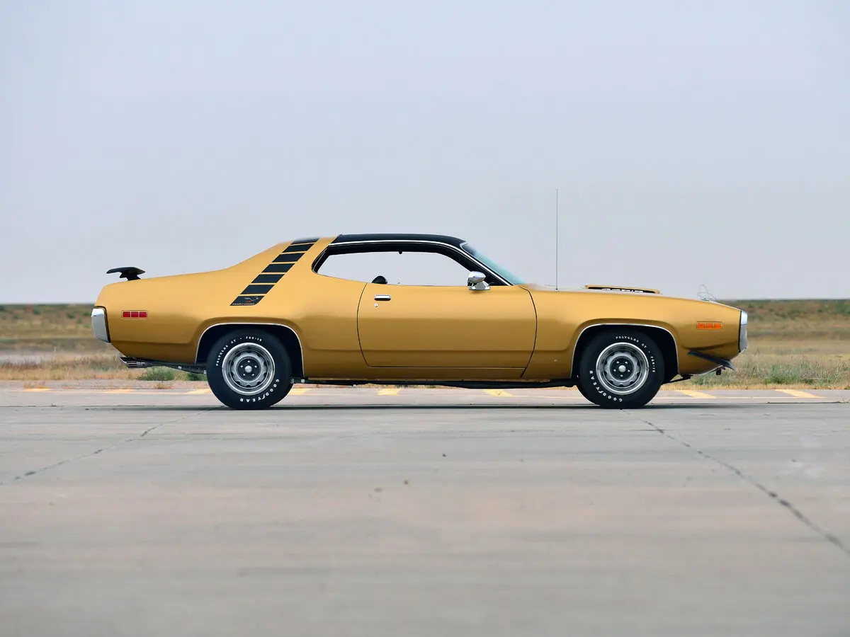 Plymouth Road Runner II Купе-хардтоп — 照片 2