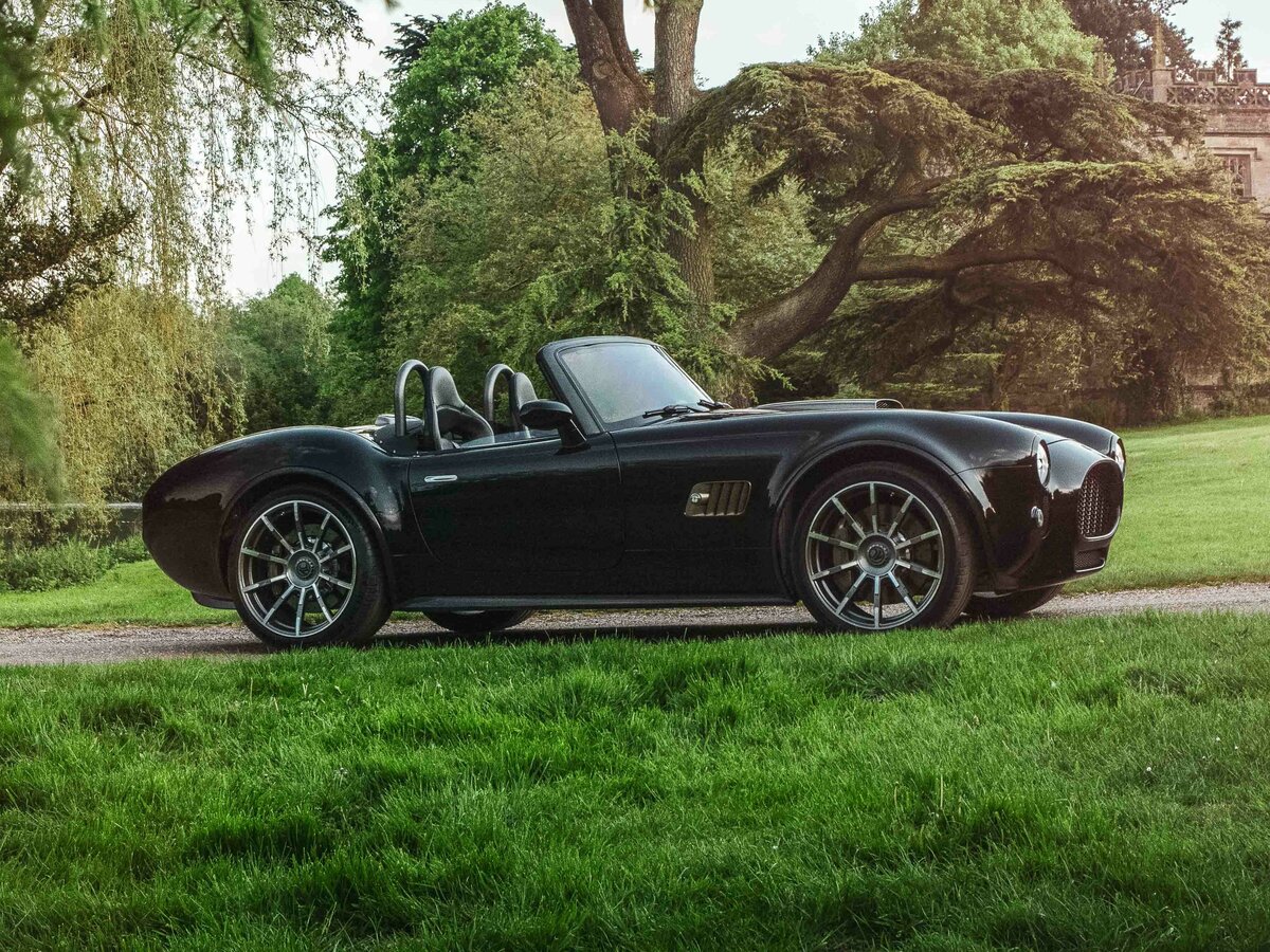 AC Cobra GT 2023 – н.в. Родстер Roadster — фото 3