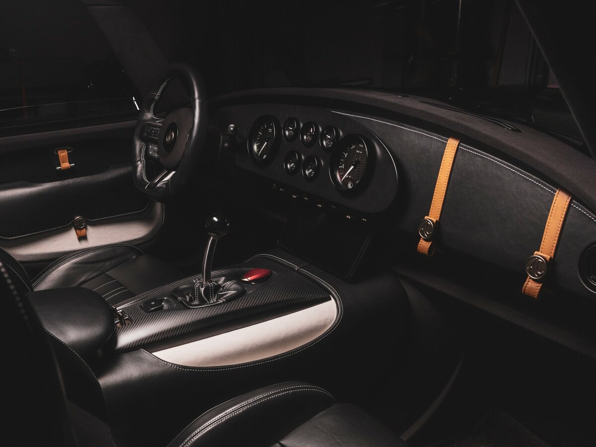 AC Cobra GT 2023 – н.в. Родстер Roadster — фото 7