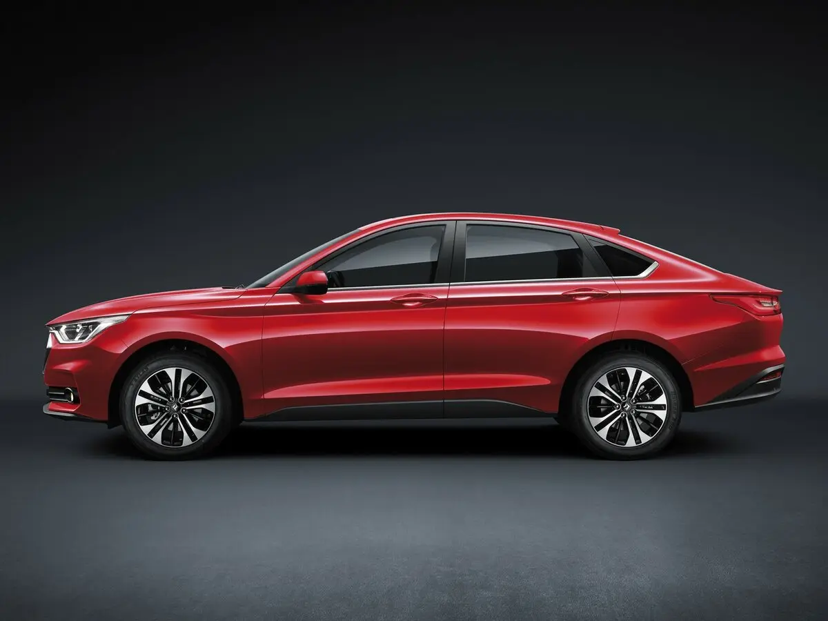 Baojun RC-6 2019 – 2021 Лифтбек — photo 2