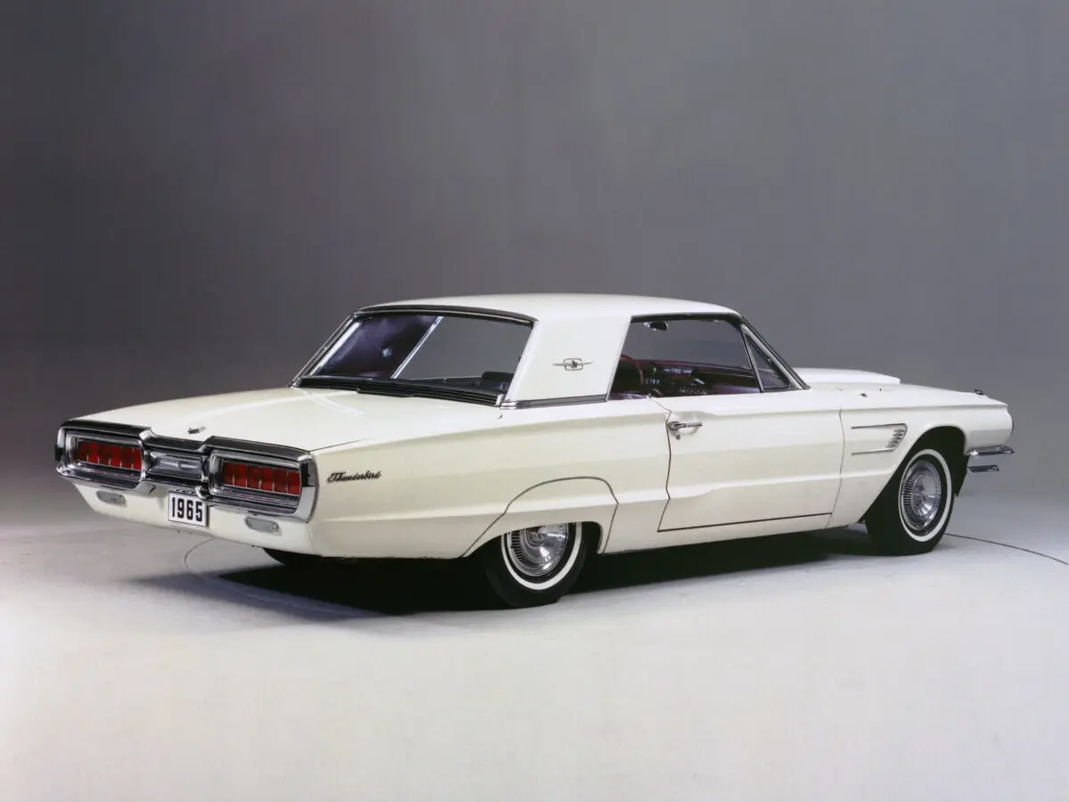 Ford Thunderbird IV Купе-хардтоп — сүрөт 6