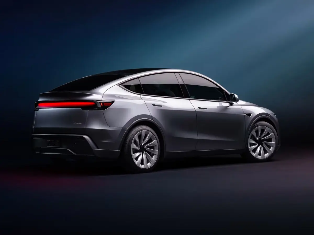 Tesla Model Y I Рестайлинг Внедорожник 5 дв. — фото 4