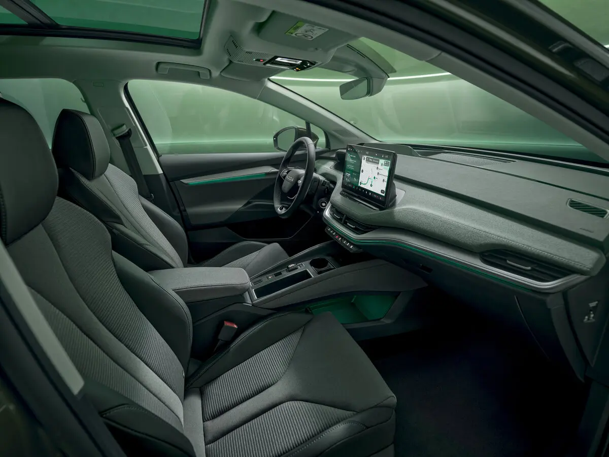 Skoda Enyaq I Рестайлинг Внедорожник 5 дв. — 照片 8