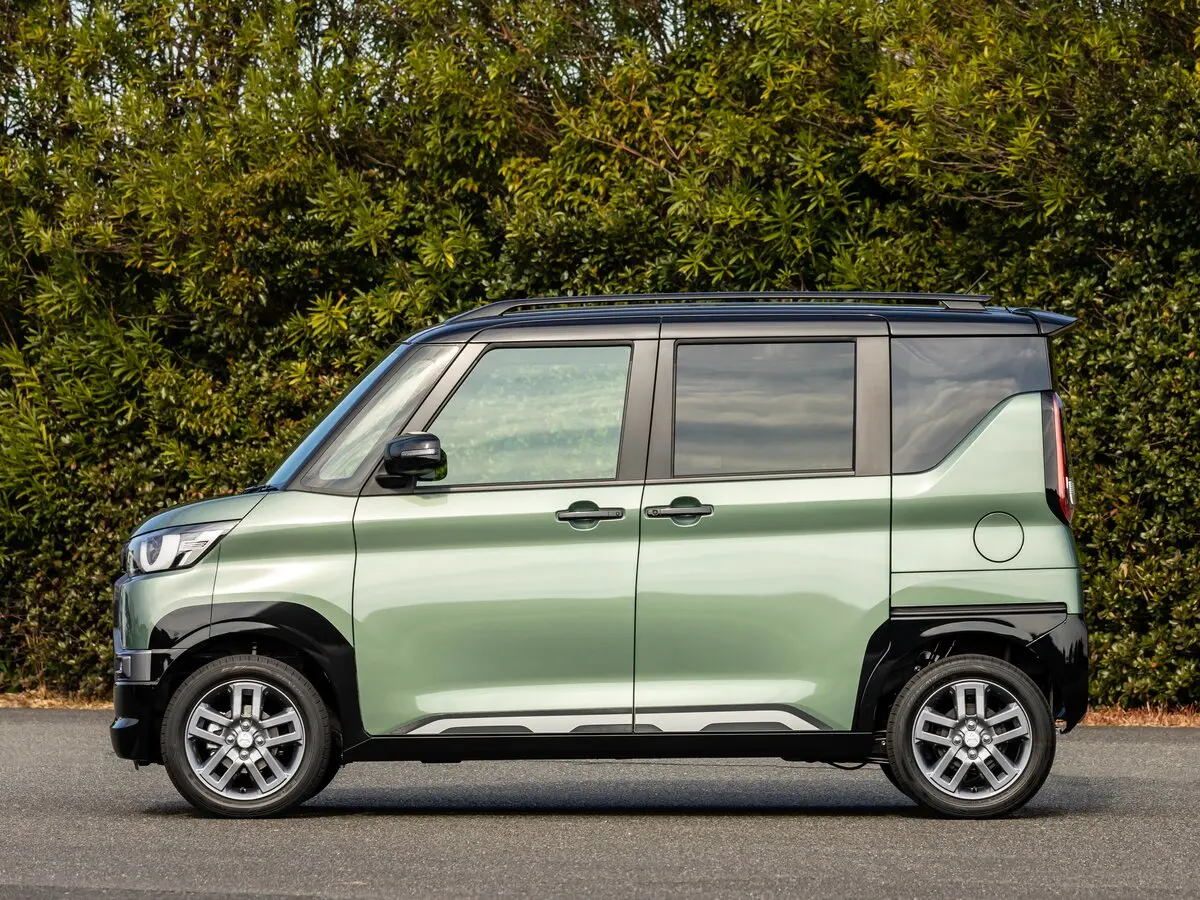 Mitsubishi Delica Mini I Микровэн — сүрөт 2