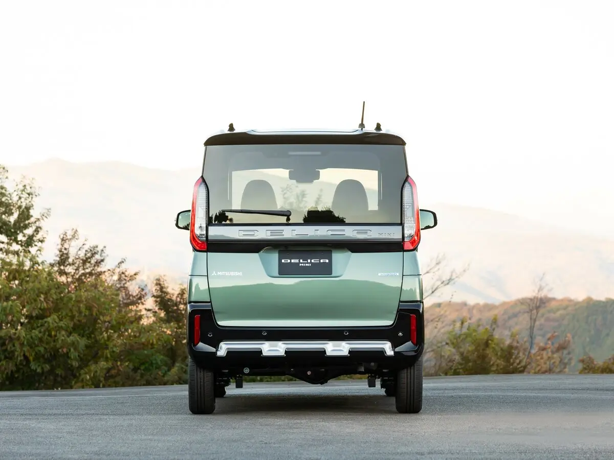 Mitsubishi Delica Mini I Микровэн — сүрөт 4