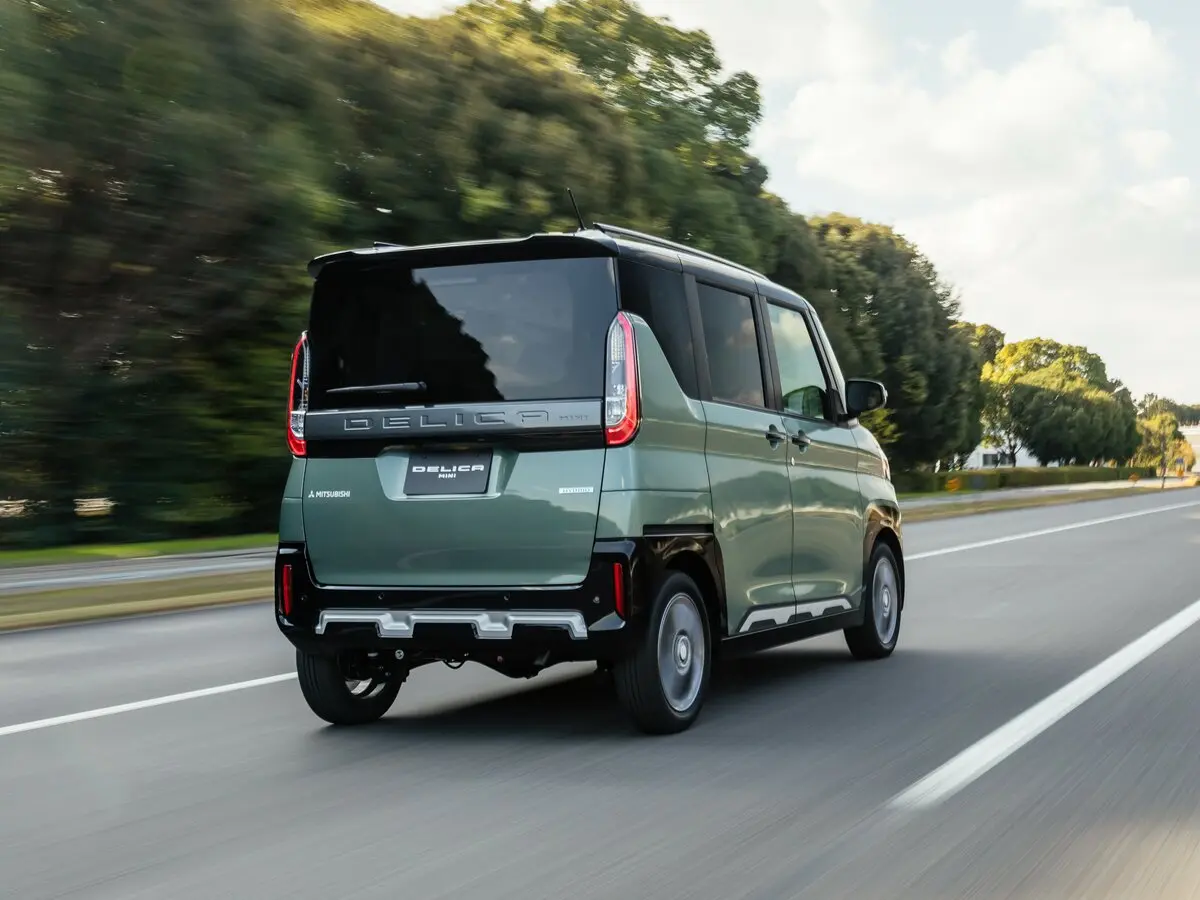 Mitsubishi Delica Mini I Микровэн — сүрөт 5