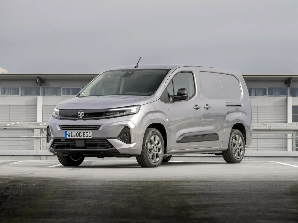 Vauxhall Combo E Рестайлинг Фургон XL