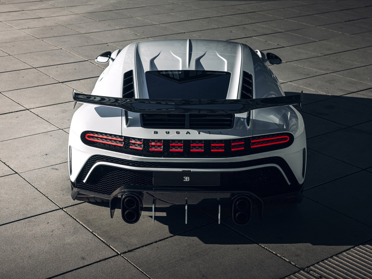 Bugatti Centodieci 2022 – 2022 Купе — фото 4