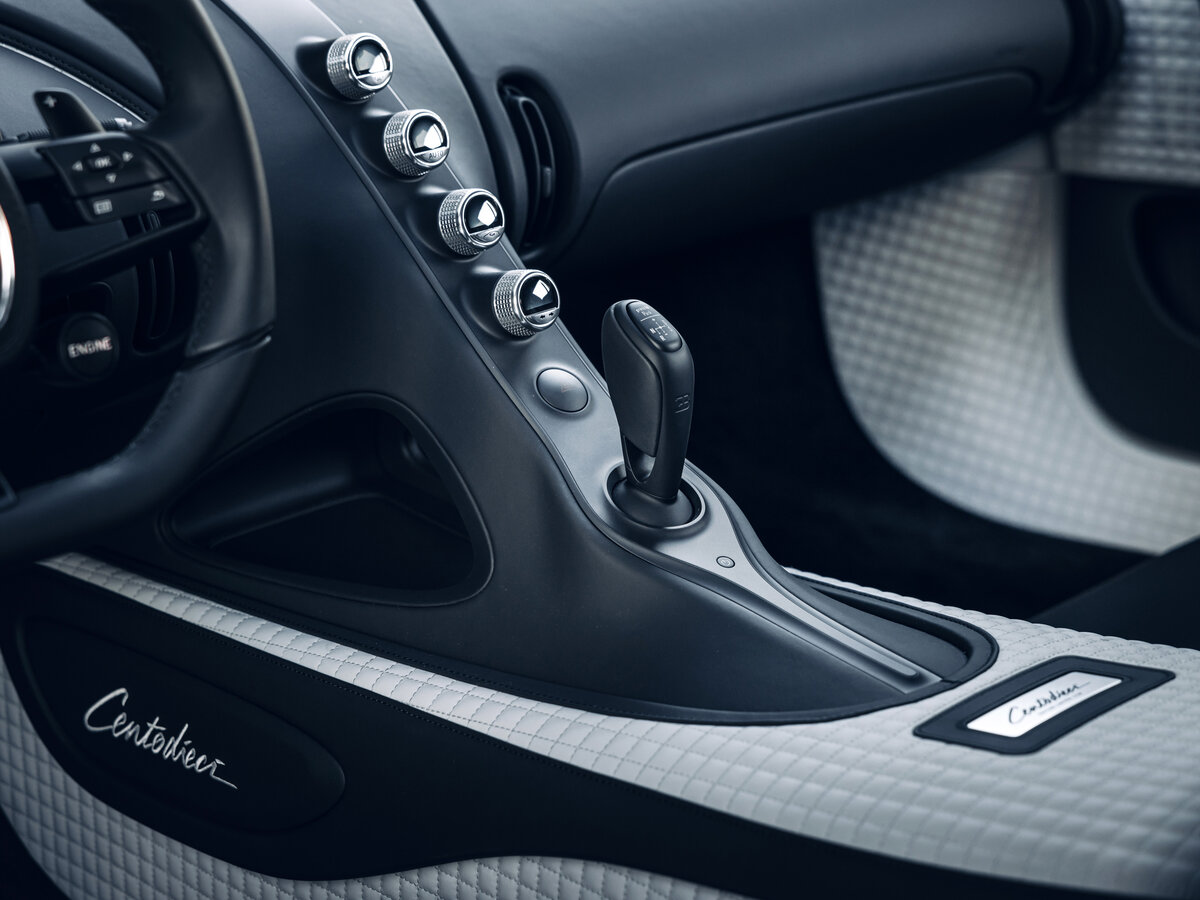 Bugatti Centodieci 2022 – 2022 Купе — фото 11