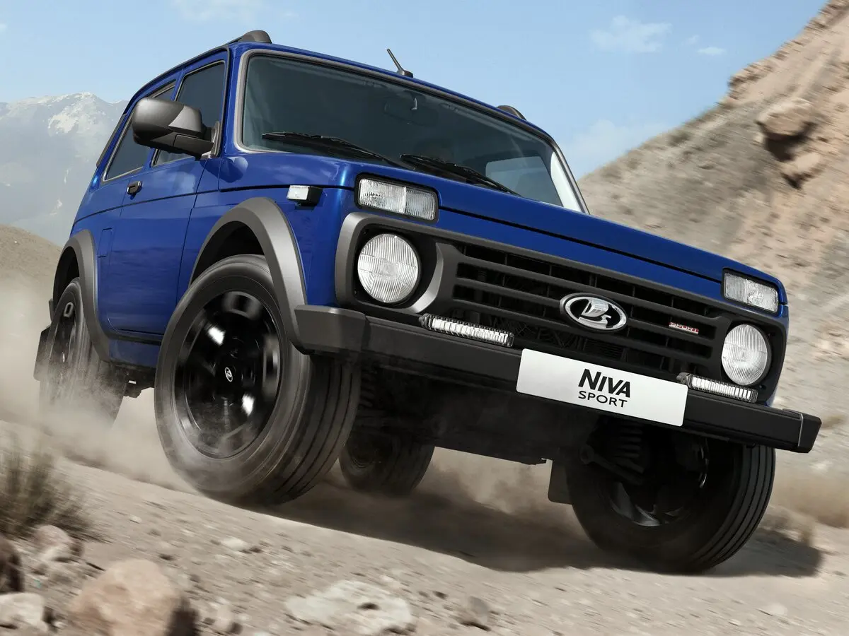 Lada (ВАЗ) Niva Legend I Внедорожник 3 дв. Sport — photo 2