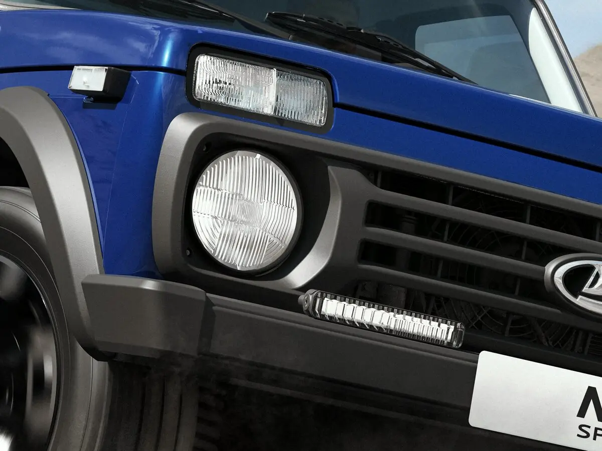 Lada (ВАЗ) Niva Legend I Внедорожник 3 дв. Sport — photo 9