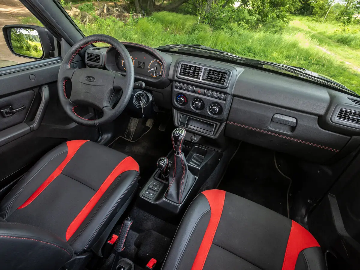 Lada (ВАЗ) Niva Legend I Внедорожник 3 дв. Sport — photo 14