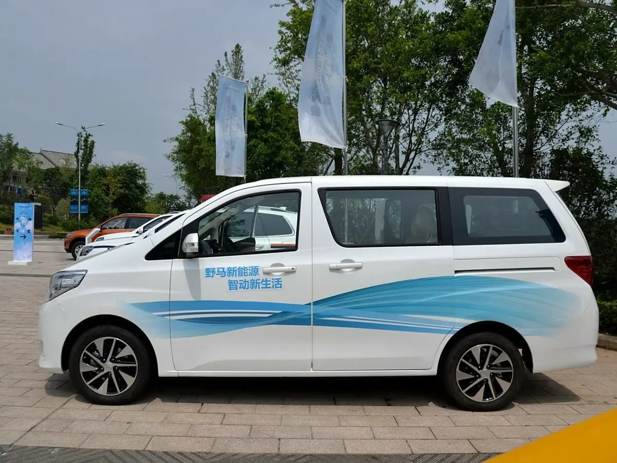 Yema EC30 2017 – 2019 Минивэн — сүрөт 2