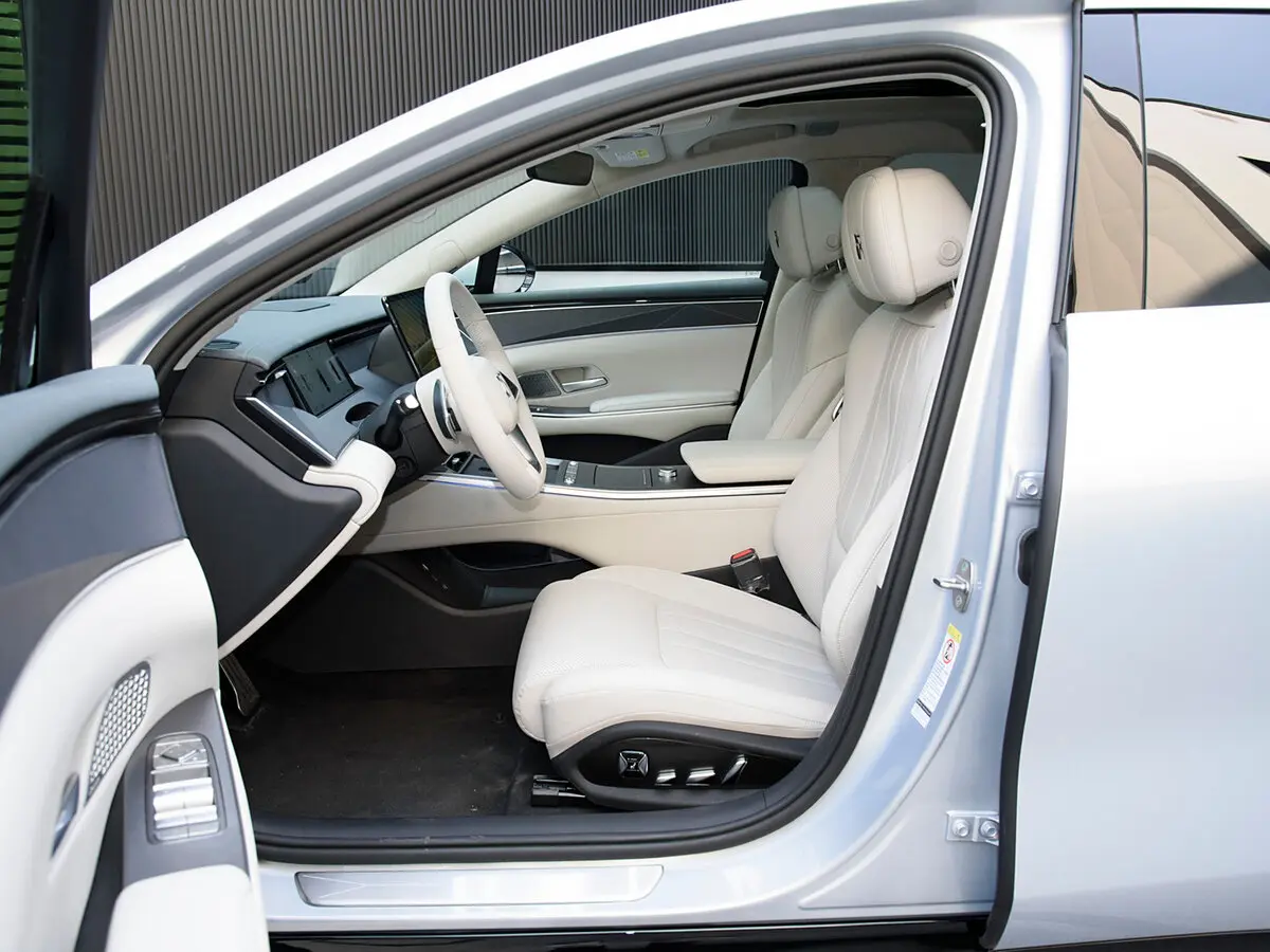BYD Han L 2025 – н.в. Седан — 照片 7