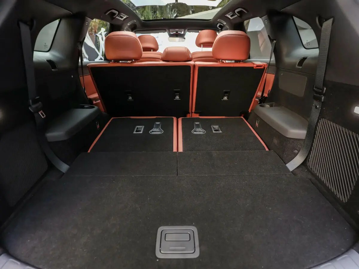 BYD Tang L 2025 – н.в. Внедорожник 5 дв. — сүрөт 9